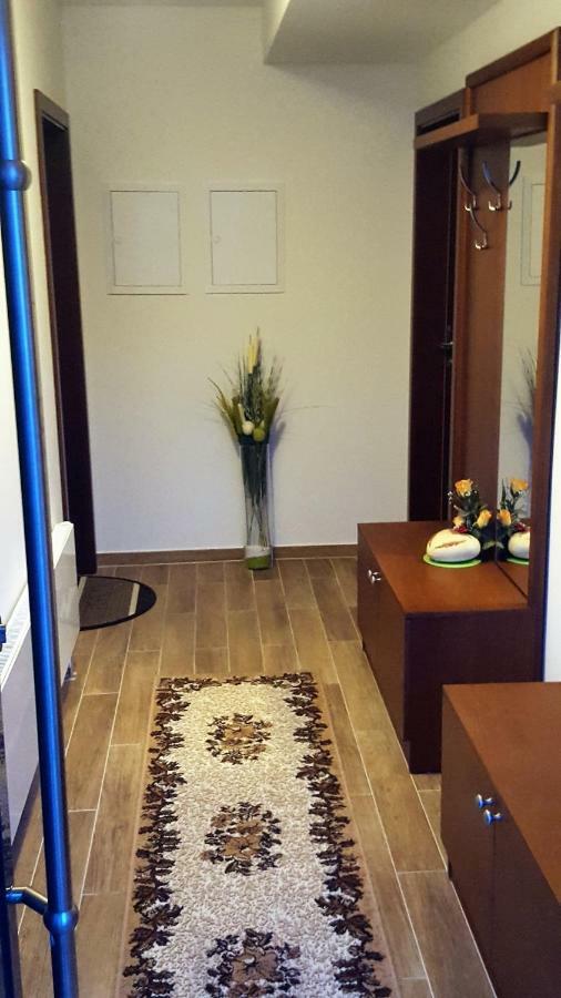Apartments Zum Bayrisch Pub ไวเซนฮอร์น ภายนอก รูปภาพ
